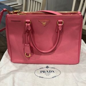 Authentic Prada Medium Lux Saffiano Handbag Satchel-Pink